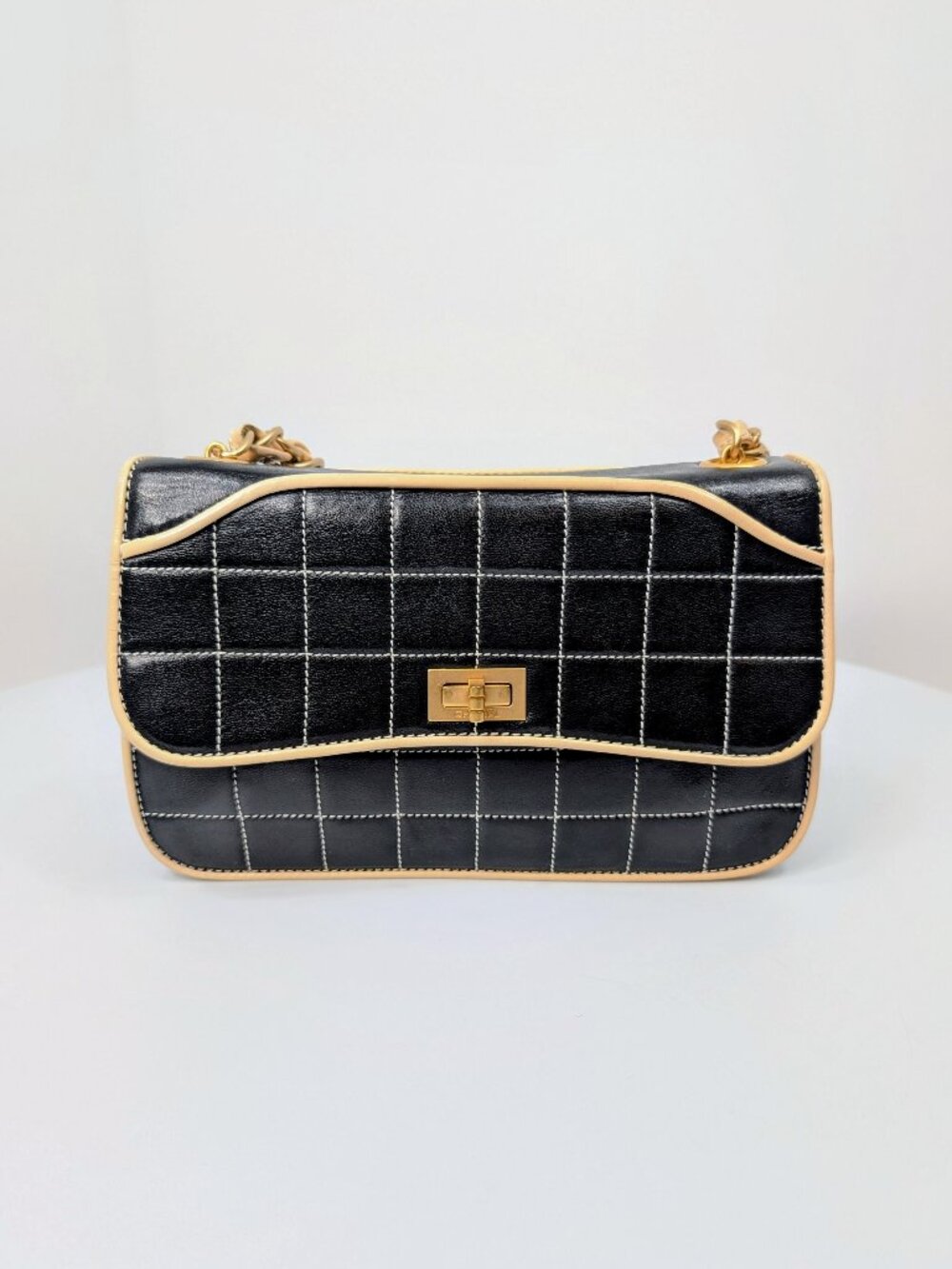 Chanel Vintage Black Glazed Calfskin Chocolate Bar Contrast Stitch Reissue Flap